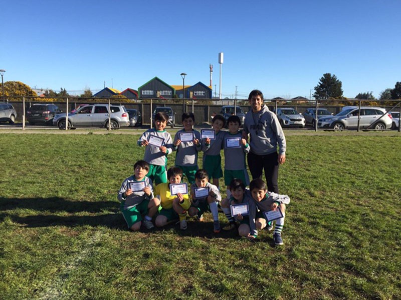 Colegio Colonos de Alerce