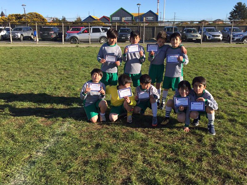 Colegio Colonos de Alerce