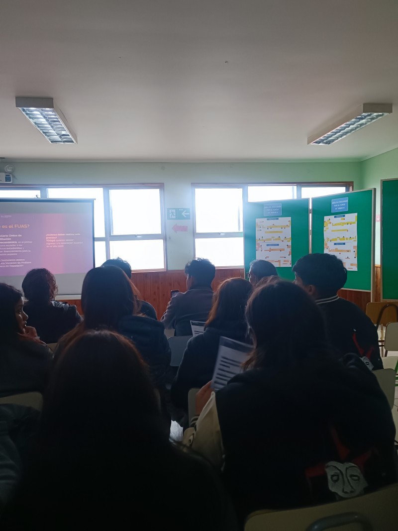 Colegio Colonos de Alerce