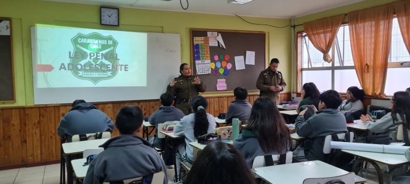 Colegio Colonos de Alerce
