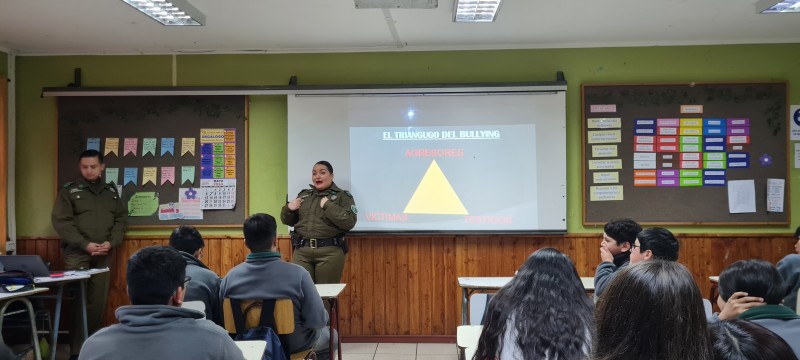 Colegio Colonos de Alerce