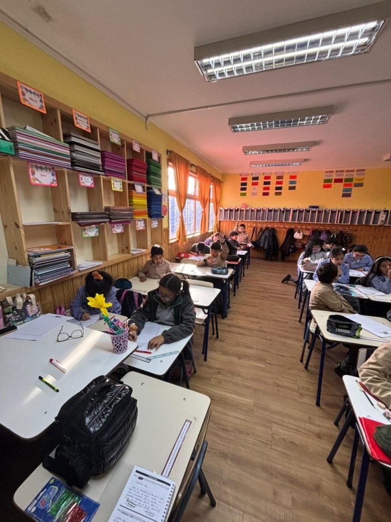 Colegio Colonos de Alerce