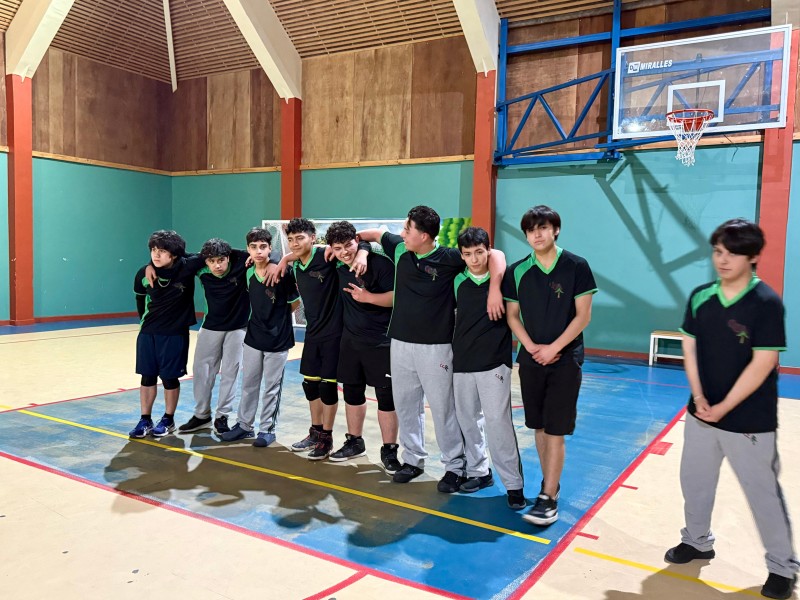 Colegio Colonos de Alerce