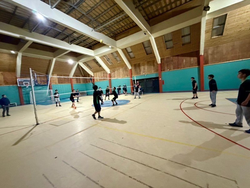 Colegio Colonos de Alerce