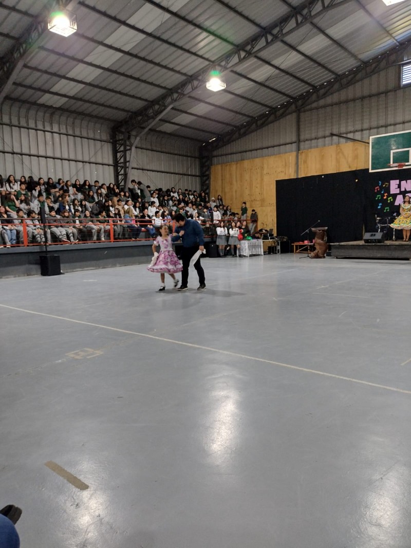 Colegio Colonos de Alerce