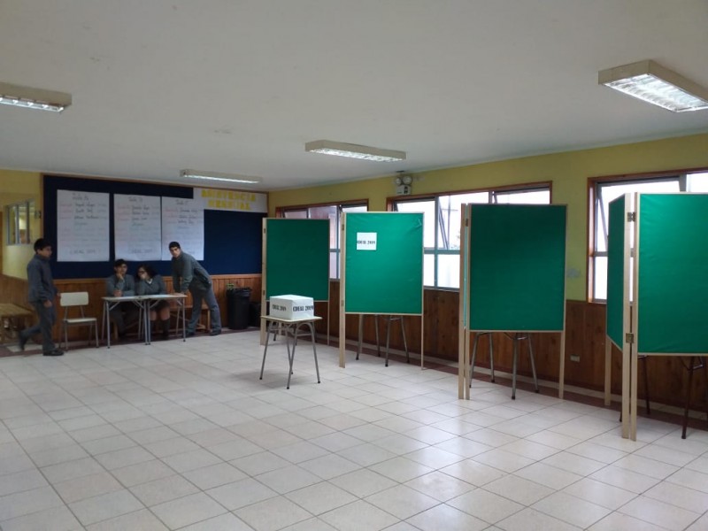 Colegio Colonos de Alerce