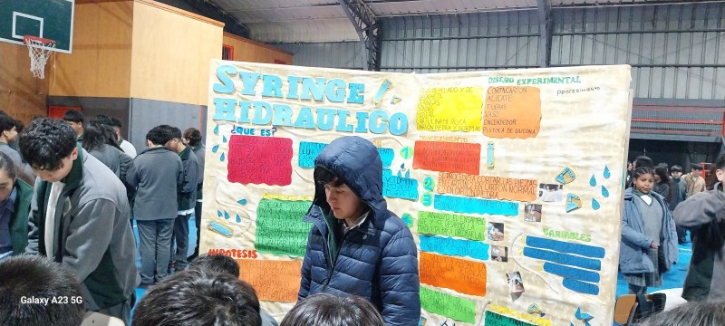 Colegio Colonos de Alerce