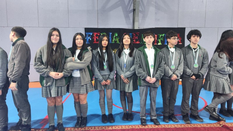 Colegio Colonos de Alerce