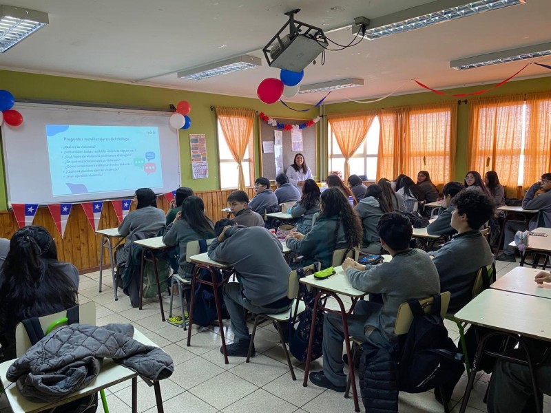 Colegio Colonos de Alerce