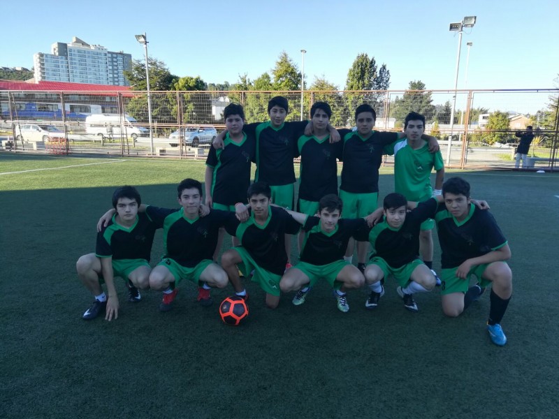 Colegio Colonos de Alerce