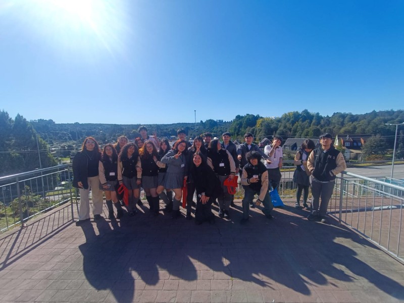 Colegio Colonos de Alerce