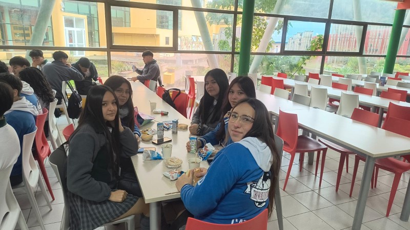 Colegio Colonos de Alerce