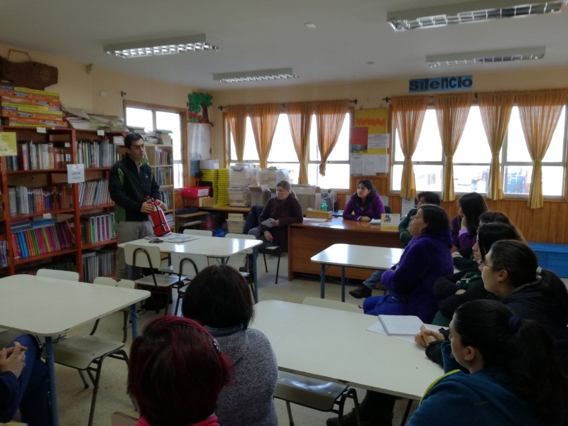 Colegio Colonos de Alerce