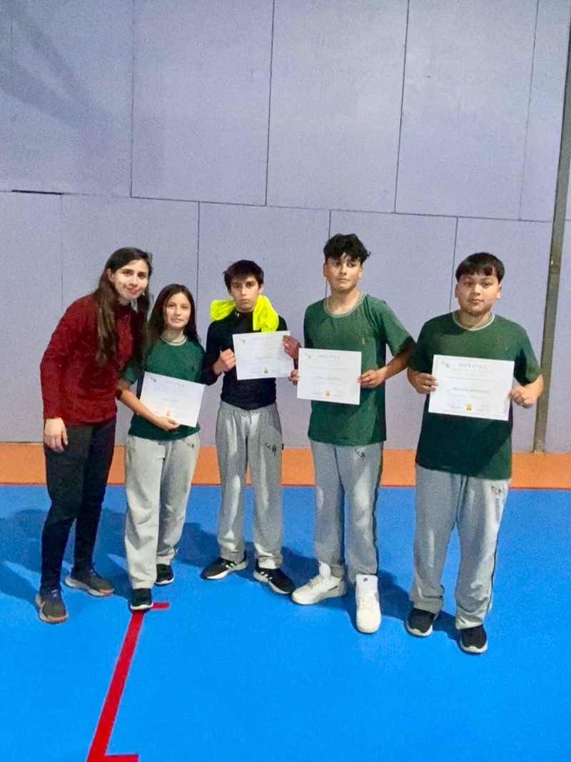 Colegio Colonos de Alerce