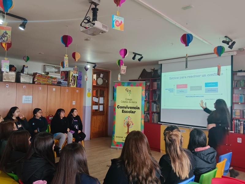 Colegio Colonos de Alerce