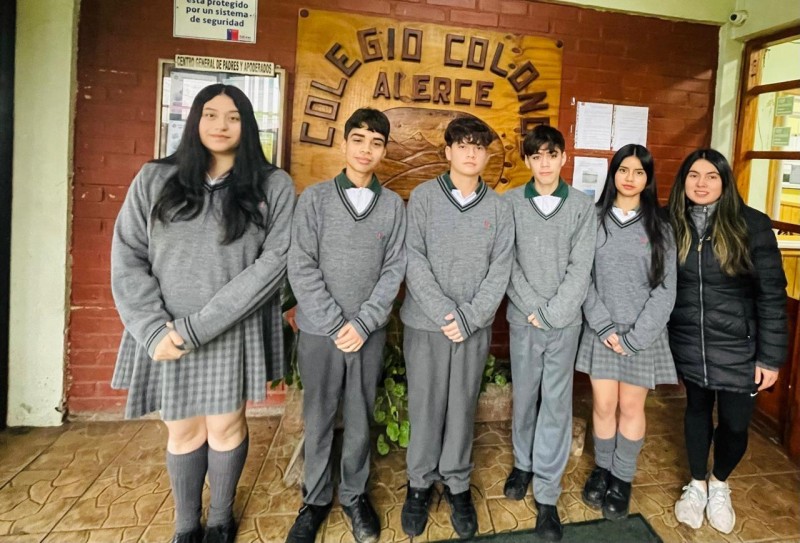 Colegio Colonos de Alerce