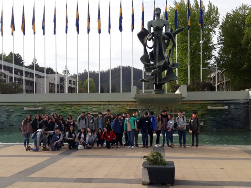 Colegio Colonos de Alerce